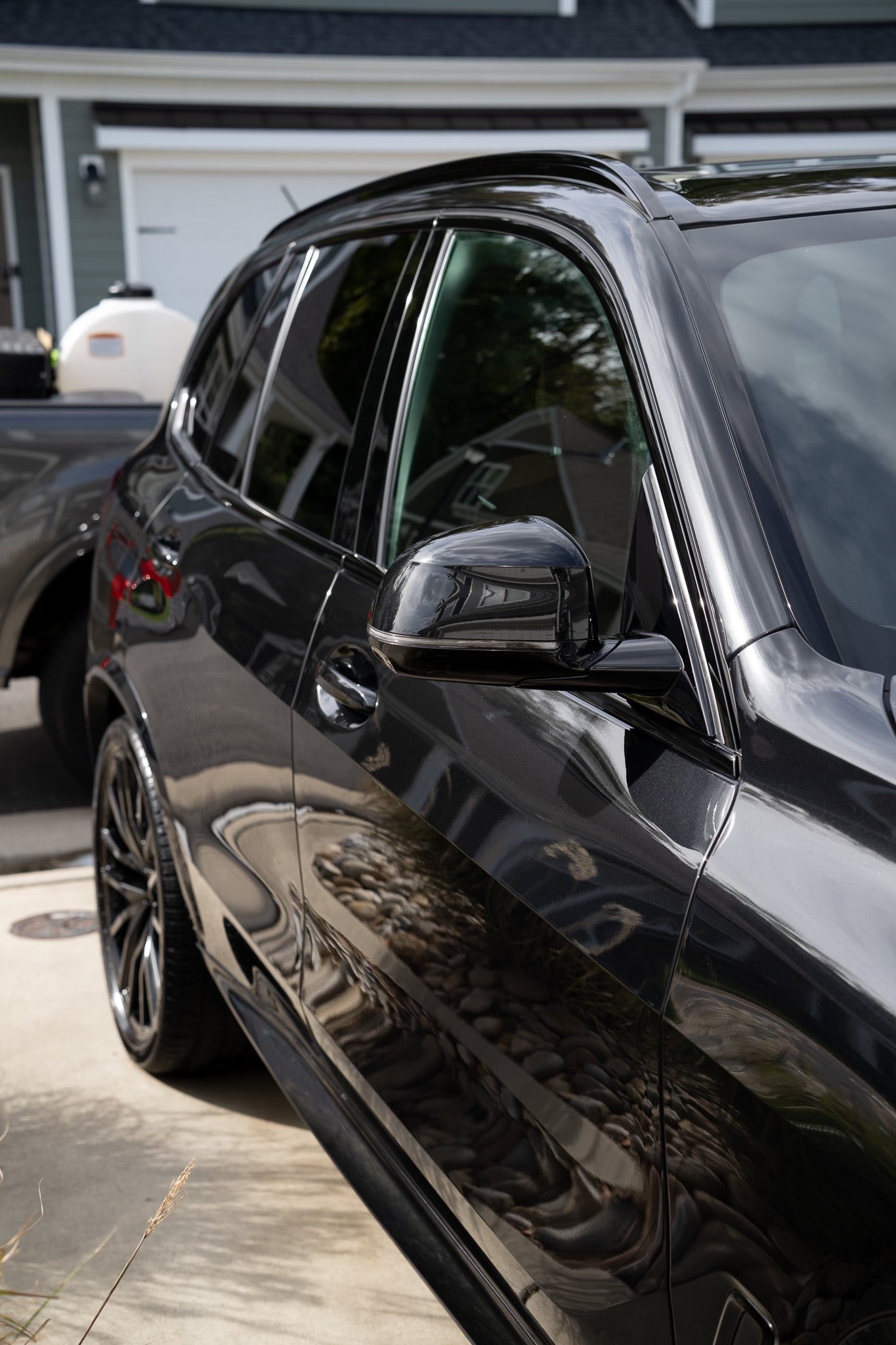 Black BMW X5 after exterior detail