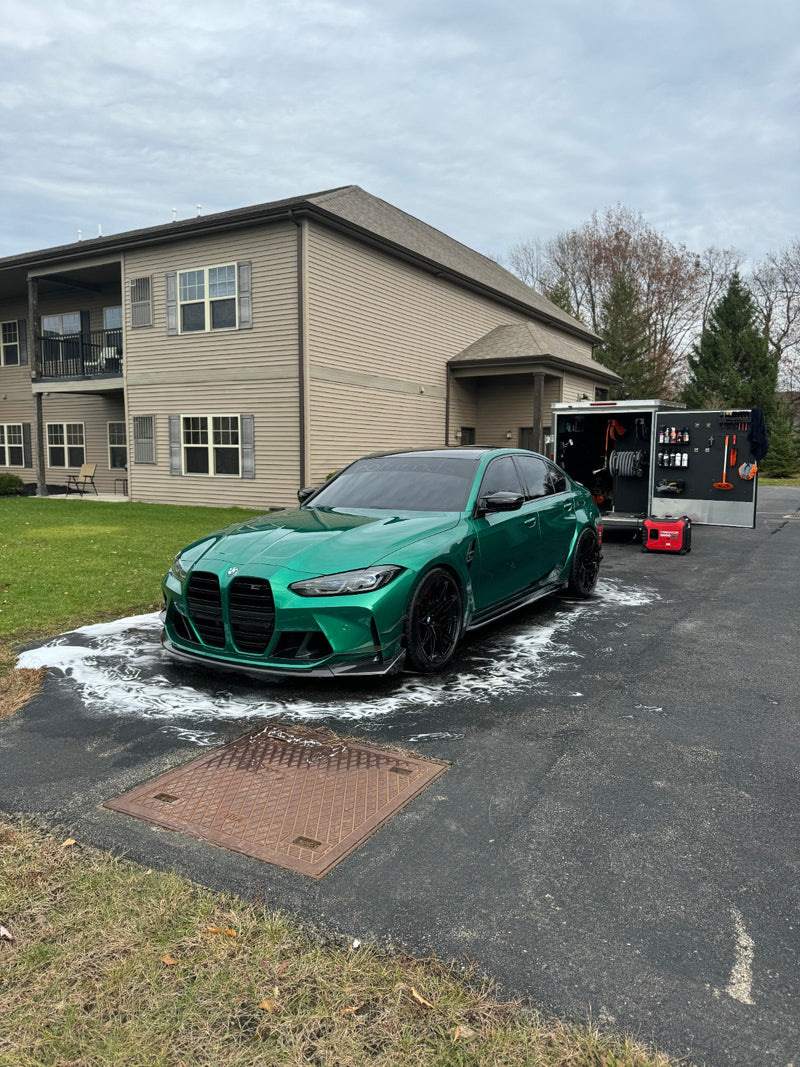G80 M3 detailed in apartment complex